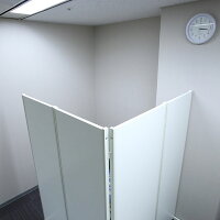 楽天市場 日本製 キャスター付き パーテーション 4連 高さ180cm パーティション 間仕切り 目隠し 衝立 コンパクト 自宅用 店舗用 業務用 国産 オフィス 仕切り 壁 部屋 移動 更衣室 事務 おしゃれ パネル 子供部屋 衝立 可動式 ついたて ホワイト 白 Plank 楽天市場店