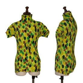 【中古】 イッセイミヤケISSEY MIYAKE グラフィックプリントストレッチプリーツ半袖カットソー 黄緑他M位【レディース】
