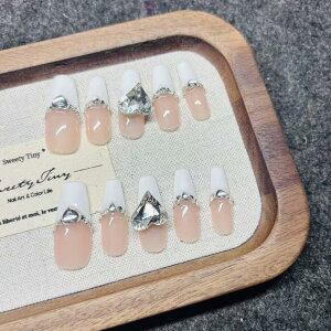 【送料無料】【10枚入り】ネイルチップ 3Dデザイン ロング&ショート 韓国風 可愛い 付け爪 青・赤・ピンク・黒 地雷系 キャッツアイ ラインストーン付き 入学式・卒業式・成人式・結婚式