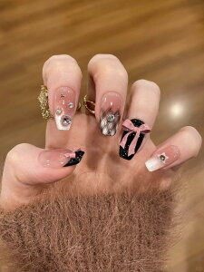 【送料無料】BIBII Nails 手作り 付け爪 ネイルチップ 人気 韓国人気 ロング 可愛いピンク 10枚入 オーバル 超薄 100%handmade nails press on nails 3D爪 高級です量産型 夢幻 キラキラ 星 バラ 和風 ハート