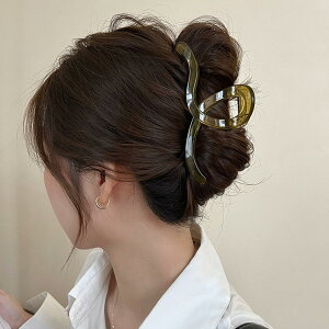【送料無料】Briskyjp ヘアクリップ 大きめ 13cm しっかりとまる クリップ バンスクリップ ヘアアクセサリー お風呂 バナナクリップ 大人向け 韓風 シンプル オフィス レディース 可愛い 髪留め