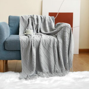 【送料無料】LumiSyne ニット ブランケット フリンジ付き 北欧風 ソリッドカラー マルチカバー おしゃれ ソファカバー カウチ ベッドカバー テーブルクロス毛布 大きい 130x170cm