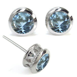 ANA} YsAX K18 嗱 NX ̓ 2024