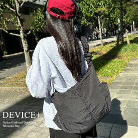 ショルダーバッグ ショルダー ナイロン フリル ギャザー レディース バッグ 肩掛け 2way きれいめ おしゃれ 斜めがけ 大人 かわいい 韓国 鞄 かばん バック 軽量 男女兼用 カジュアル 20代 30代 40代 ブラック ドローコード トレンド