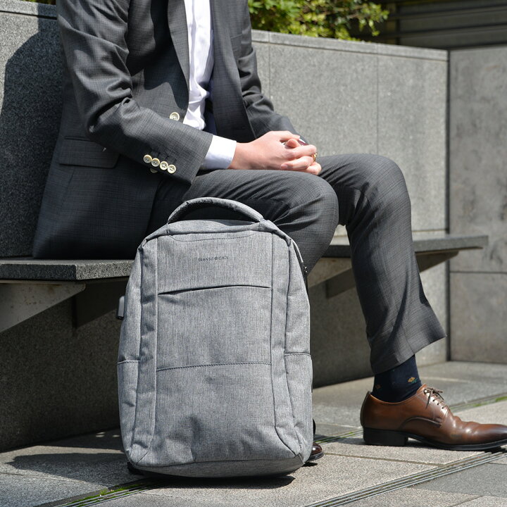 楽天市場 Offクーポン8時間限定 8580円 5280円 Sale ビジネスバッグ リュック ビジネス メンズ レディース リュックサック 大容量 おしゃれ 通勤 通学 ナイロン 背面ファスナー ブランド パソコン 出張 通勤バッグ 軽い 軽量 ポケット 多い たくさん