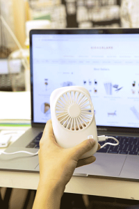 SALE Z[Pocket Tornado White|Pbggl[h zCg|[^ut@2iK͒̕t[dŖ100gp\}CNUSBP[uItBXMtg v[g@G߉Ɠd