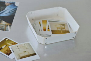 8_TRAY M / concrete craft / White[bpŊJꂽ@ۃ{[hupXRvgg[8p`\g[Xe[Vi[fXN菬ꐮpiCeAG