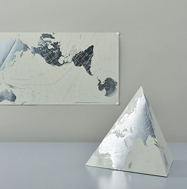 楽天市場 Platinum Authagraph World Map Our Planet On Tetra And On Rectangle プラチナ オーサグラフ世界地図三角地球儀と四角い地図面積が極力正しいオーサグラフ図法を用いた世界地図です Bricbloc Plot