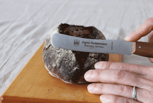 SALE / Z[ROR GERMAN BREAD KNIFEhCc̃][Qnō鍂iȃubhiCtg^̐nppGERMAN BREAD KNIFEʏ̃ubhiCtɔׂăTCYRpNgAE