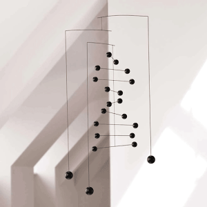 Flensted Mobiles �t�����X�e�b�h�E���r�[�� ( Counterpoint �J�E���^�[�|�C���g / �u���b�N / 154S )�Έʖ@�ƌĂ΂��A�Ɨ����������f�B�[�̒��a�����r�[���ŕ\������Ă���X�^�C���b�V���ȃA�C�e