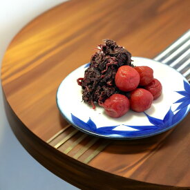 小梅、延年しそ漬け梅150g 母の日 父の日 敬老の日 御歳暮 昔ながらの梅干し(小梅）無添加 無着色 国産 岐阜県 手漬け手仕込み
