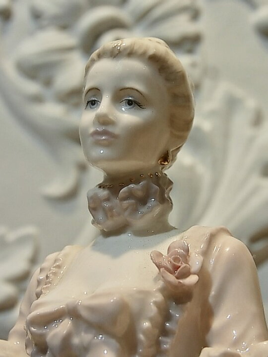 楽天市場】証明書付 コールポート ポンパドール夫人のフィギュリン 