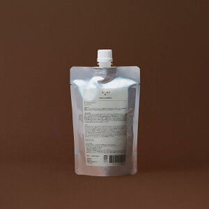 LIVING-OIL SHAMPOO 250mL�l�ߑւ��p