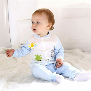 （秋冬）赤ちゃん用の長袖パジャマ、部屋着のおすすめは？
