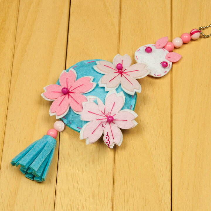 楽天市場 送料無料 手作りキット 手芸キット カーアクセサリー 車装飾品 車用 飾り オーナメント お守り ハンドクラフト ハンドメイド お花 フラワーモチーフ ウサギ Diy フェルト フエルト 裁縫 インテリア 室内装飾 プレゼント ギフト 贈り物 可愛い 雑 Plus Nao 楽天市場 送料無料 手作りキット 手芸キット カーアクセサリー 車装飾品 車用 飾り オーナメント お守り ハンドクラフト ハンドメイド お花 フラワーモチーフ ウサギ Diy フェルト フエルト 裁縫 インテリア 室内装飾 プレゼント ギフト 贈り物 可愛い 雑 Plus Nao