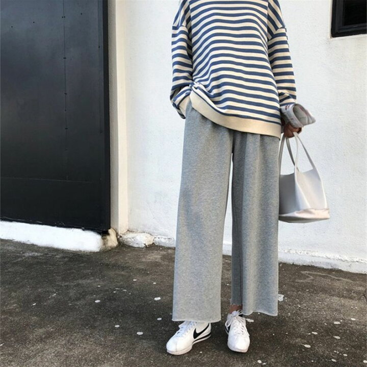 楽天市場】送料無料 カットソー Tシャツ 長袖 レディース 女性用 トップス ラウンドネック ドロップショルダー ボーダー バイカラー ゆったり カジュアル 着回し 定番 : Plus Nao 楽天市場】送料無料 カットソー Tシャツ 長袖 レディース 女性用 トップス ラウンドネック ドロップショルダー ボーダー バイカラー ゆったり カジュアル 着回し 定番 : Plus Nao