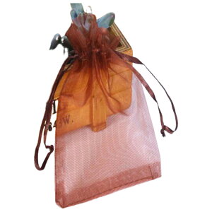 送料無料 ラッピング袋 オーガンジー 同色10枚セット 無地 ギフトバック 巾着袋 日用品雑貨 ギフト用品 包装 プレゼント 贈り物 シースルー かわいい おしゃれ シンプル 高級感 ジュエリー