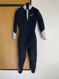 即納可　レディースML　日本製　新品　ウェットスーツ レディース　 ジャーフル　ジャージフルスーツ　フロントファスナー　2mmサーフィン　スワロフスキーswipe wetsuits