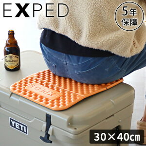 アウトドア マット キャンプ 座布団エクスペド シットパッド フレックス EXPED SitPad Flex 登山 レジャーマット コンパクト 折りたたみシート スポーツ観戦 防災 サウナマット マット座布団 避