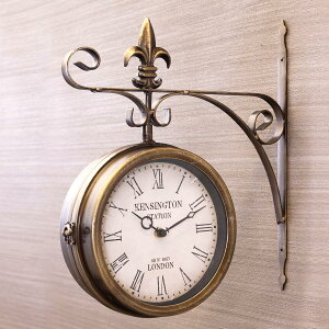 秋月貿易 壁掛両面時計 ステーションクロック ウォール (L) 店舗 掛時計 駅 アンティーク ヨーロッパ レトロ調 輸入 (ブロンズ) サイズ:w32×d10×h36cm 文字盤:φ17.5×d10cm