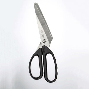 ナイフとしても使えるキッチンはさみ