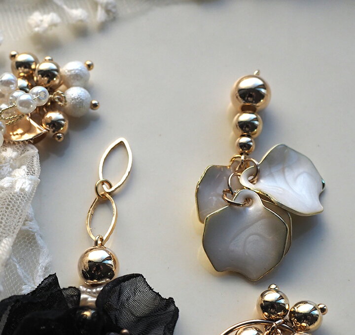 楽天市場 2個セット マーブル模様花びら Accessory アクセ アクセサリー パーツ 素材 材料 デコレーション ビーズ ピアス パーツ 部品 ボリューム 華やか 上品 大人手芸 ハンドメイド 問屋 ペタル 卸 問屋 手芸用リボンのお店 Ponz Shop 楽天市場 2個セット マーブル模様花びら Accessory アクセ アクセサリー パーツ 素材 材料 デコレーション ビーズ ピアス パーツ 部品 ボリューム 華やか 上品 大人手芸 ハンドメイド 問屋 ペタル 卸 問屋 手芸用リボンのお店 Ponz Shop