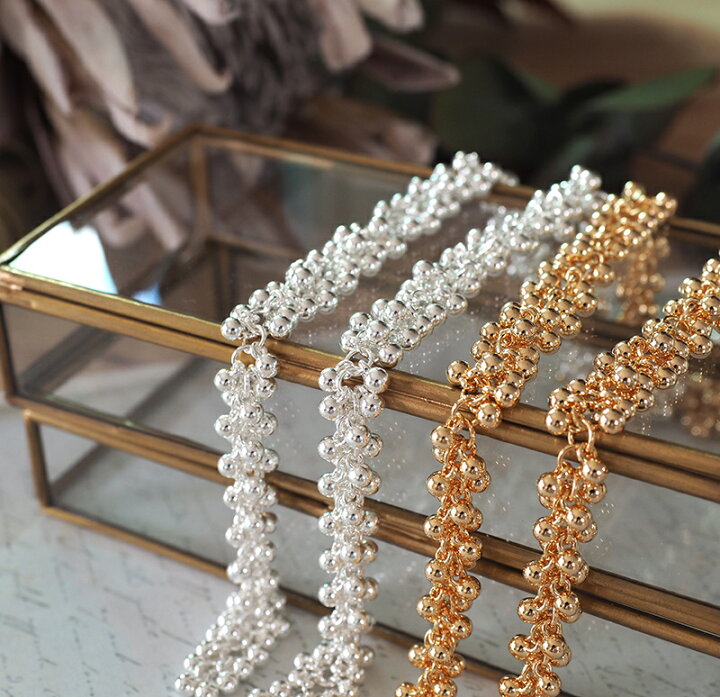 楽天市場 15ｃｍ メタルボール 丸玉 チェーン 小 3 6ｍｍ ボールチェーン じゃらじゃら ゴールド アクセサリーパーツ Ccb 素材 材料 コネクター スペーサー ビーズ ピアス パーツ 部品 ボリューム 華やか 上品 大人手芸 ハンドメイド 問屋 メタル ゴールド 手芸用