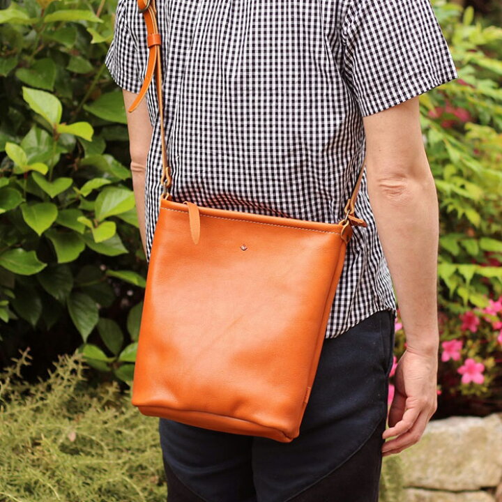 楽天市場 縦長ショルダーバッグ Japlish ジャプリッシュ 本革 日本製 メンズ レディース レゼント Nouki2 鞄工房ポルコロッソ 楽天市場店 楽天市場 縦長ショルダーバッグ Japlish ジャプリッシュ 本革 日本製 メンズ レディース レゼント Nouki2 鞄工房ポルコロッソ 楽天市場店