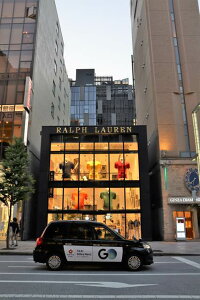 y{̕i|XgJ[hzs̃^NV[i{ʁjƃt[̃nKL͂ photo by MIRO