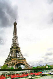 【フランスの風景ポストカード】エッフェル塔とセーヌ川のあるパリの景色2008年のはがきハガキ葉書