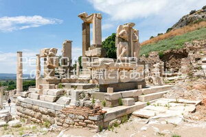 ygR̕i|XgJ[hAIRzgRGtFXՂ̂͂nKLt Be/photo by SHIGERU MURASHIGE