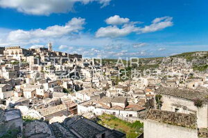 yC^A̕i|XgJ[hAIRz}e[̂͂nKLt Be/photo by SHIGERU MURASHIGE