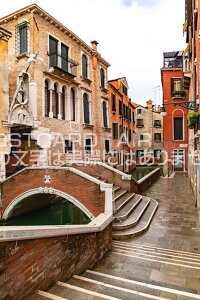 yC^A̕i|XgJ[hAIRzxjX̂͂nKLt Be/photo by SHIGERU MURASHIGE