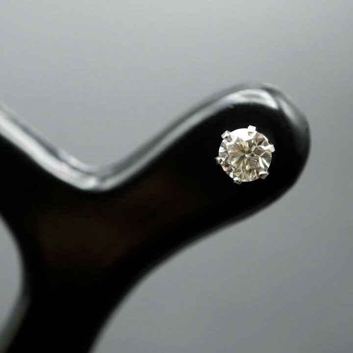 楽天市場】PT ハートアンドアロー ダイアモンド スタッドピアス 4月の  