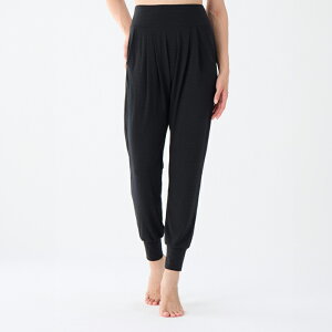 XA }[pcy FIׂ܂ zKEFA pc ubNx[ X~N CgO[ Yoga wear suria