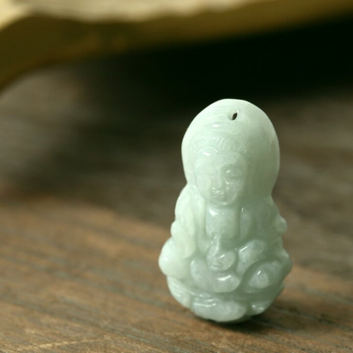 楽天市場】翡翠 お守り 観音様 彫刻｜ジェダイト ヒスイ ひすい 原石 