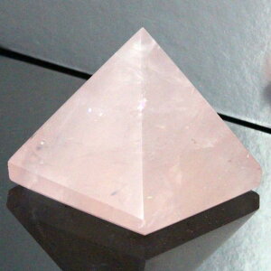 ���[�Y�N�H�[�c �s���~�b�h�b�s���N �g���� Rose Quartz ���[�Y�N�H�[�c ���� �s���~�h Pyramid �C���e���A �N���X�^�[ �� �s���~�b�h �� �u���b�p���[�X�g�[�� �s���~�b�h �V�R�� �C�O���A����