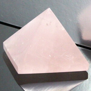 [YNH[c s~bhbg sN Rose Quartz [YNH[c  s~h Pyramid CeA NX^[  s~bh  ubY fB[X VR  _ [YN