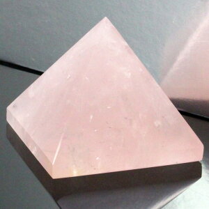 ���[�Y�N�H�[�c �s���~�b�h�bRose Quartz �s���N �g���� ���[�Y�N�H�[�c ���� Pyramid �N���X�^�[ �C���e���A �� �s���~�b�h �� �u���b�����Y ���f�B�[�X �p���[�X�g�[�� �V�R�� �C�O���A�����i