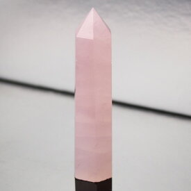 ローズクォーツ ポイント 紅水晶 ピンク Rose Quartz ローズクォーツ 原石 ポイント 石 Point 柱 インテリア 鉱物 置物 ローズクォーツポイント おすすめ パワーストーン 原石 天然石 人気 ローズクォーツ