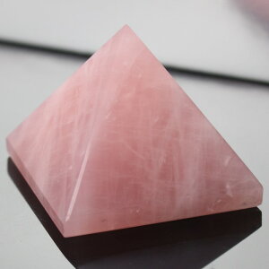 [YNH[c s~bh sN g Rose Quartz [YNH[c  Pyramid CeA  s~bh NX^[  u [YNH[cs~bh VR  p[Xg[  