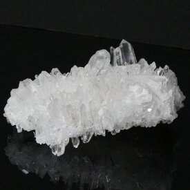 水晶 クラスター Crystal すいしょう クリスタル クォーツ 水晶 浄化 クラスター 原石 浄化用水晶 鉱石 鉱物 天然水晶 Cluster 石 置物 水晶クラスター パワーストーン 原石 人気 おすすめ 天然石 海外直輸入価格 水晶