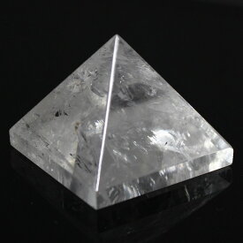 水晶 ピラミッド クリスタル Crystal すいしょう クォーツ 水晶 原石 Pyramid 浄化 魔除け 浄化用水晶 厄除け 置物 クラスター 水晶ピラミッド 天然石 置物 パワーストーン 限定 一点物 水晶