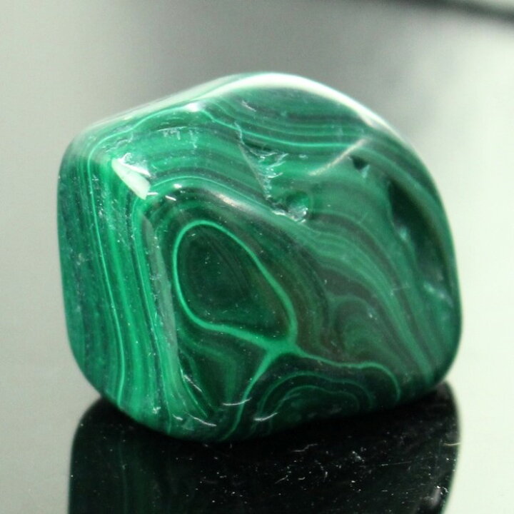 楽天市場】【一点物 現物】マラカイト 石 タンブル Malachite 孔雀石 