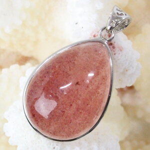 yuWY i _zXgx[NH[c y_g  Strawberry Quartz Xgx[NH[c y_ggbv Xgx[NH[cy_g p[Xg[ lbNX V