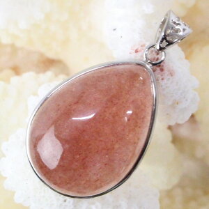 yuWY i _zXgx[NH[c y_g  Strawberry Quartz Xgx[NH[c y_ggbv Xgx[NH[cy_g p[Xg[ lbNX V