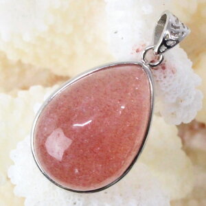 Xgx[NH[c y_g  Strawberry Quartz Xgx[NH[c lbNX y_ggbv ؂񂾂 Pendant Xgx[NH[cy_g VR lbNX p[Xg