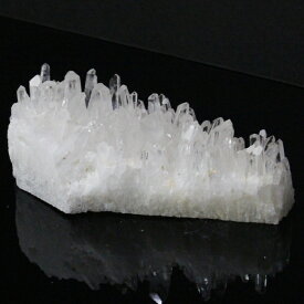 【一級品の輝き 厳選一点物】水晶 クラスター Crystal クォーツ 水晶 クリスタル クラスター 鉱石 置物 浄化 原石 水晶クラスター パワーストーン 原石 人気 おすすめ 天然石 海外直輸入価格 水晶