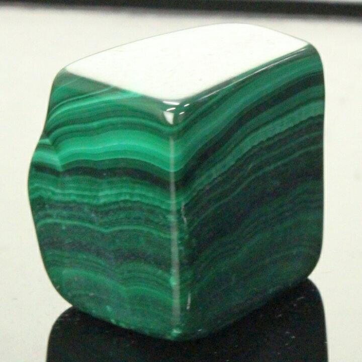 楽天市場】【透明感抜群 一点物】マラカイト 原石 Malachite 孔雀石 