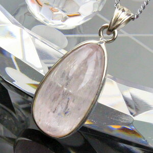クンツァイトペンダント|クンツァイトKunziteカリフォルニアアイリス【首飾りチャームCharmペンダントネックレスシルバーPendantSilverNecklace】メンズMen'sレディースLadiesパワーストーンクンツァイト
